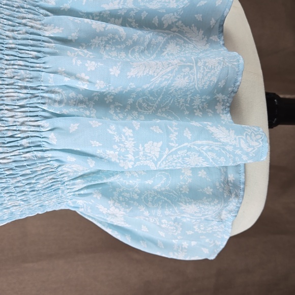 Paper Crane blue white floral smocked peplum ruffle sleeveless top coquette M - Picture 3 of 7